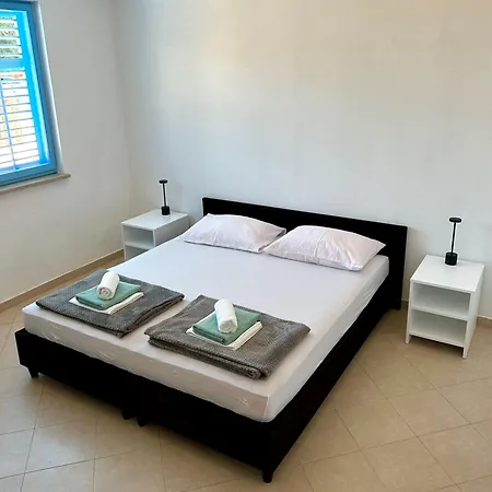 Nikos Апартаменты Galovac (Zadar)