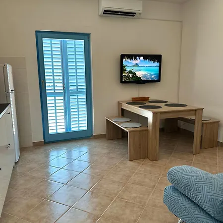 Nikos Апартаменты Galovac (Zadar)